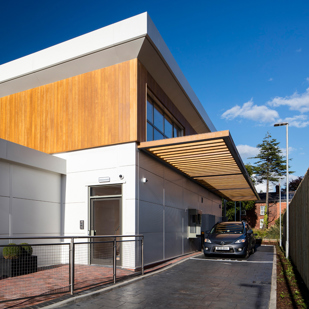 Finish Line Cladding Kfc Prestwich